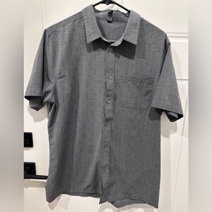 Vuori Men's Bridge Button Down Short Sleeve Shirt